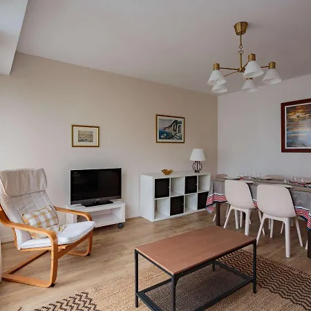 Renove 3* Proche Centre, Et Nivelle, Avec Balcon Et Equipements Modernes - Fr-1-4-616 * Saint-Jean-de-Luz